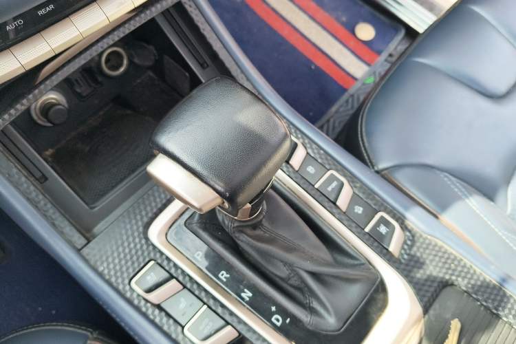 Used CHANGAN OSHAN COS1 2018 1.5T Automatic Smart 7-Seater