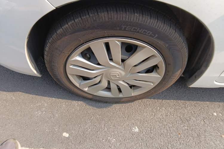 Used Honda Fit 2016 1.5L LXS CVT Comfort Sunroof Version
