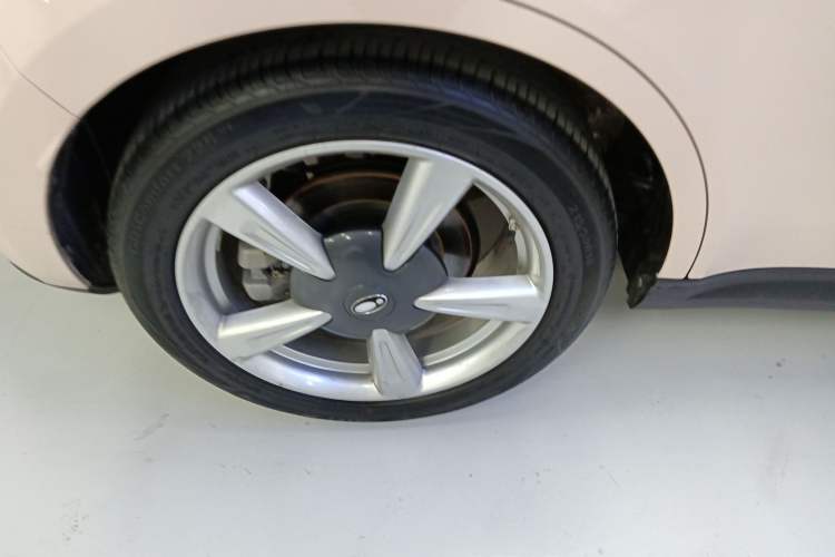 Used ORA Good Cat 2023 401 km Standard Range Comfort Version Lithium Iron Phosphate