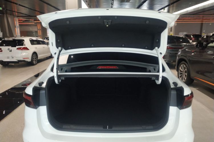 Used Geely Auto Emgrand 2023 4th Generation Champion Edition 1.5L CVT Luxury Model Trunk