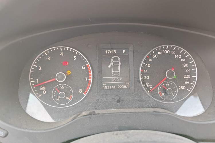 Used Volkswagen Sagitar 2012 1.4TSI Automatic Luxury Edition