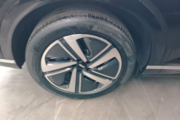 Used Wey Lanshan 2025 Four-Wheel Drive Max
