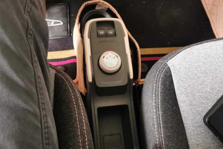 Used Chery QQ QQ Ice Cream 2022 120km Milkshake Phosphate Lithium-Iron