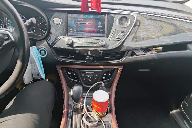 Used Buick Envision 2014 28T All-Wheel-Drive Versatile Sports Flagship Edition