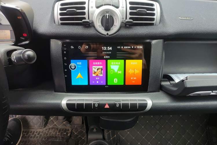 Used smart fortwo 2012 1.0 MHD Hardtop Standard Edition Audio And AC Panel