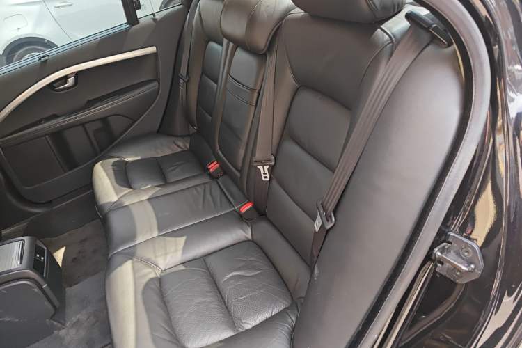 Used Volvo S80L 2011 2.0T ZhiShang Version