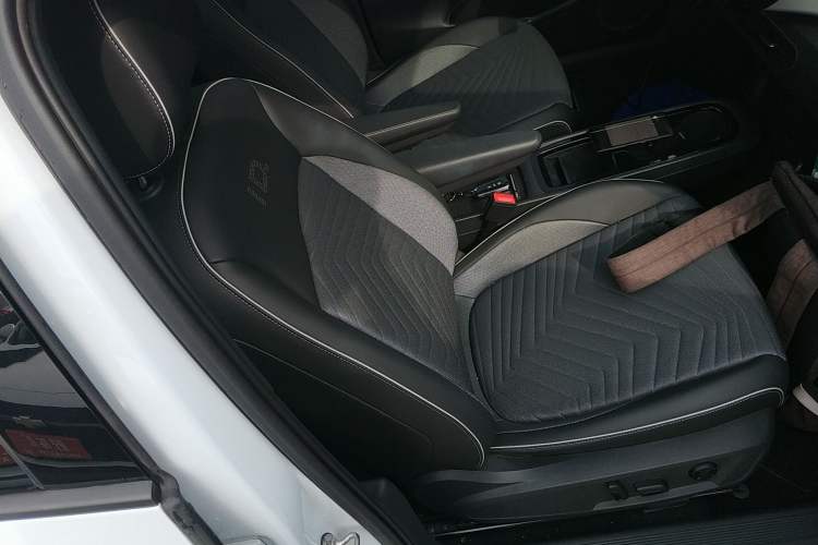 Used Volkswagen ID.3 2023 Upgraded Model Pure Intelligent Enjoyment Version Right Front Seat