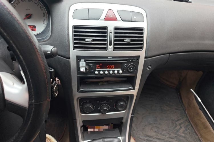 Used Peugeot 307 2012 1.6L Manual CROSS Audio And AC Panel