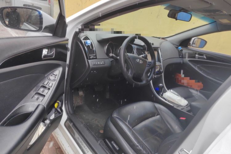 Used Hyundai Sonata 2014 2.4L Automatic Luxury Version China IV Standard
