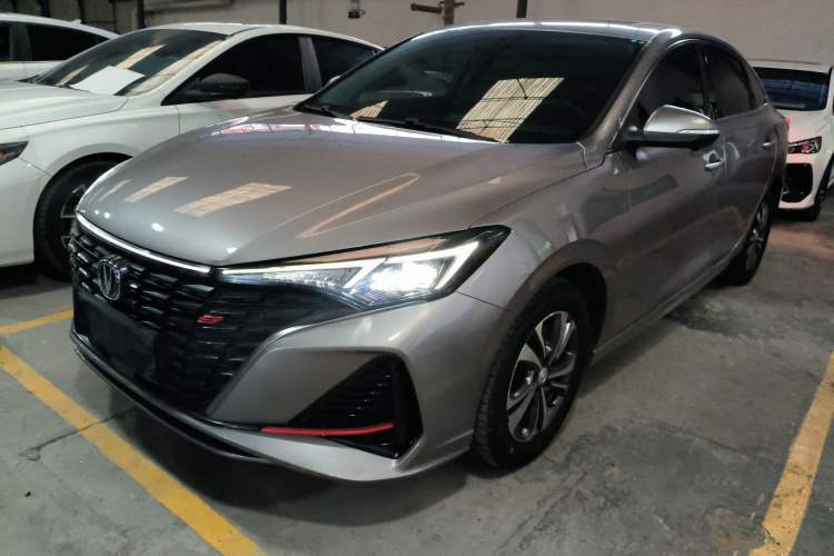 Used CHANGAN Eado 2023 Changan Edition PLUS Blue Whale NE 1.4T GDI DCT Prestige Version