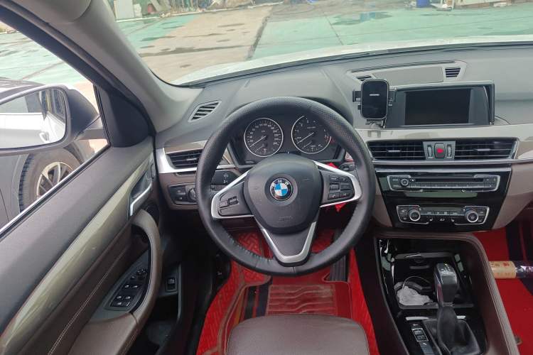 Used BMW X1 2016 sDrive18Li Luxury Model
