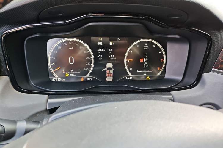 Used Lynk & Co 02 2019 1.5T DCT Two-Wheel Drive Pro Edition China VI Standard
