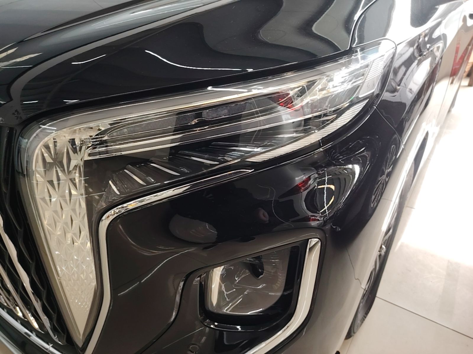 Hongqi HQ9 PHEV 2024 2.0T Four-Wheel Drive Business Edition — снимка 8