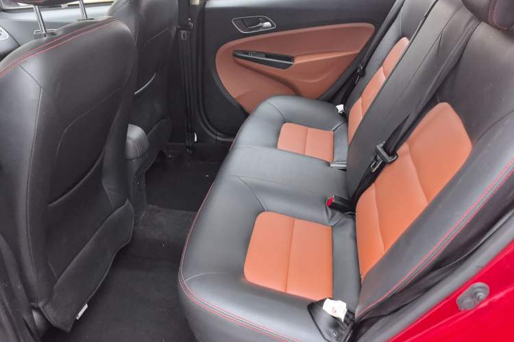 Used Geely Auto Diamond 2016 1.5L Manual Elite Edition