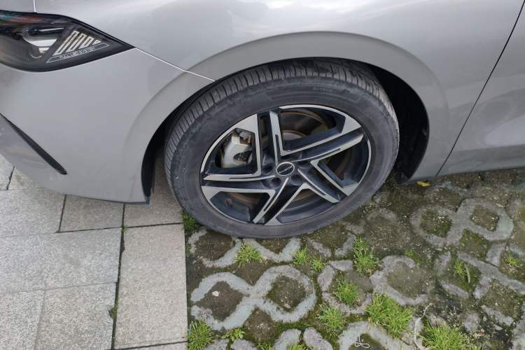 Used Roewe D7 2023 DMH 125km Flagship Edition