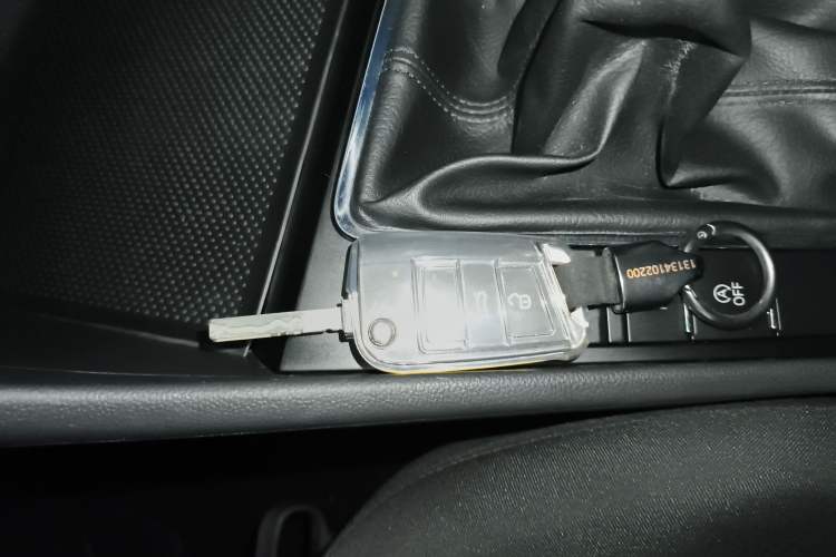 Used Volkswagen Bora 2020 1.5L Manual Fashion Edition
