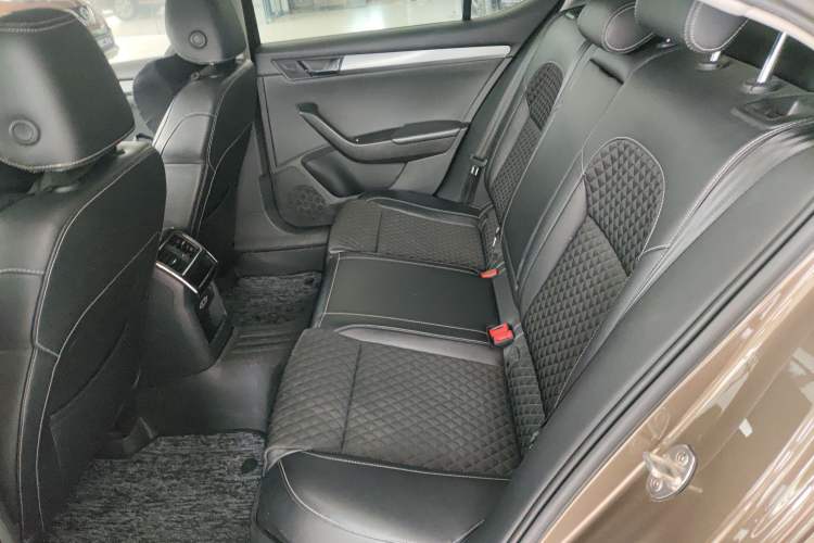 Used Skoda Superb 2018 TSI330 DSG Comfort Edition China VI Standard
