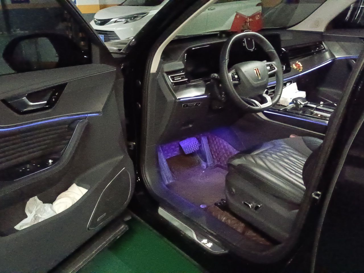 Hongqi HS5 2023 2.0T Qixiang Pro Edition — снимка 16