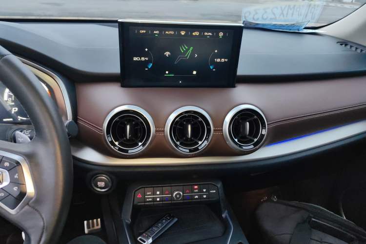 Used Wey VV6 2018 2.0T Two-Wheel-Drive Ultra-Luxury Version China V Standard