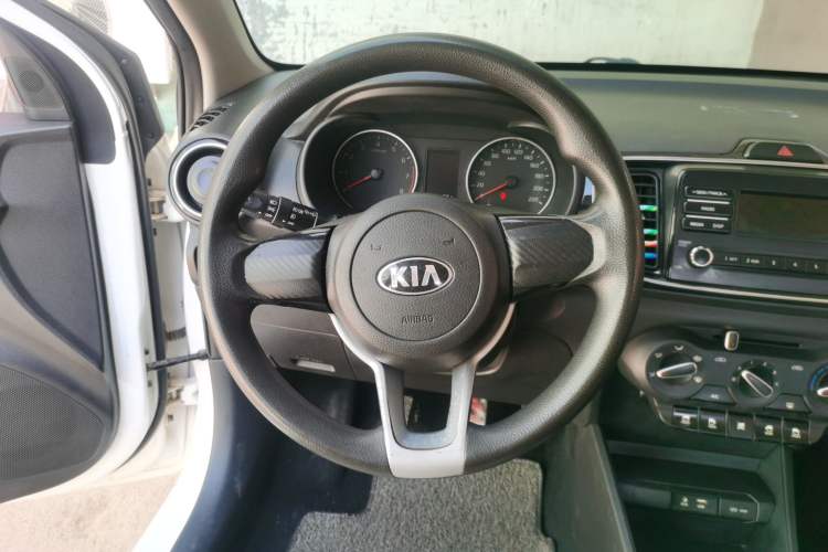 Used Kia Pegas 2017 1.4L Manual Value Edition Steering Wheel