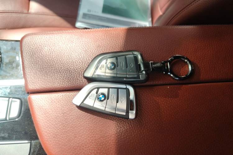 Used BMW 5 Series 2019 530Li Leading Model M Sport Package Vehicle Key