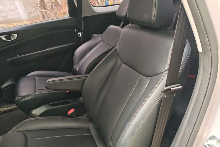 Used Wuling Jiachen 2022 1.5T Manual Light Enjoyment Dynamic Version