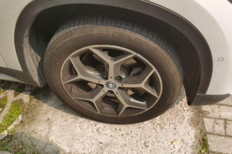 Used BMW X1 New Energy 2017 xDrive25Le Right Front Wheel Hub