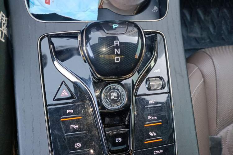 Used BYD Han 2023 DM-i Champion Edition 200KM Flagship Model
