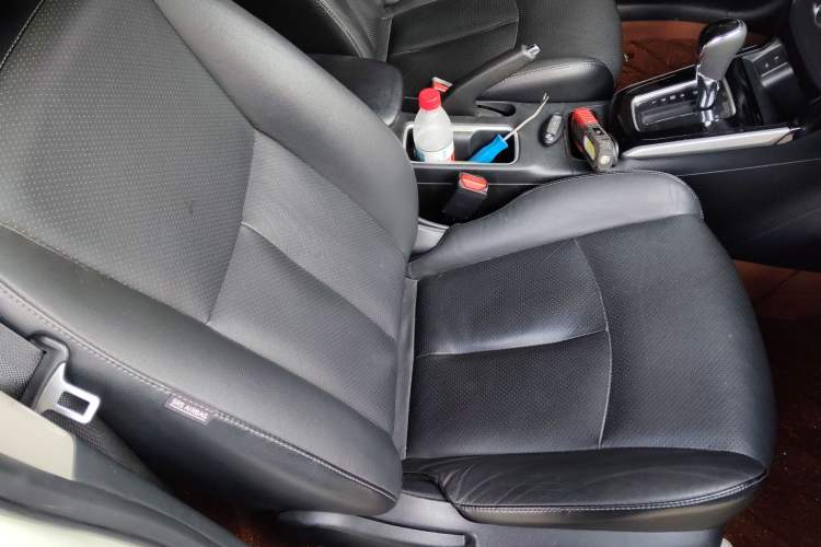 Used Nissan Sylphy 2019 1.6XV CVT Smart Connect Luxury Edition China VI Standard Right Front Seat