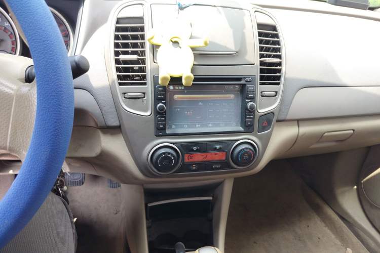 Used Nissan Sylphy 2012 Classic 1.6XE Manual Comfort Edition
