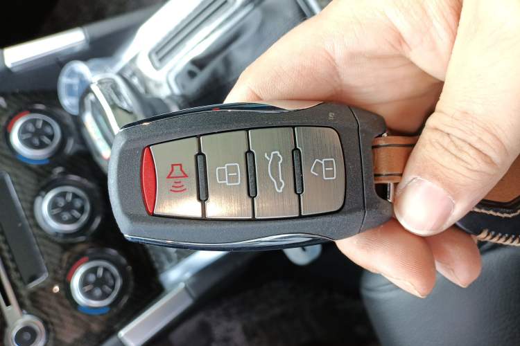 Used Haval H7 2016 Blue-Label H7 2.0T Automatic Luxury Model