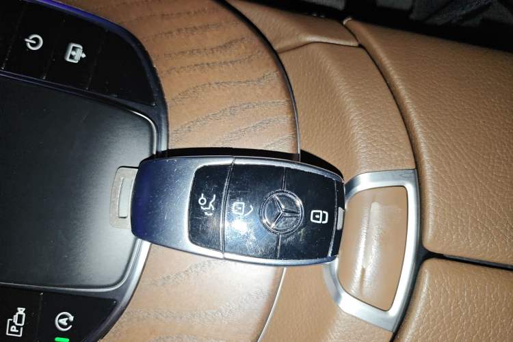 Used Mercedes-Benz E-Class 2022 Updated E 300 L Luxury Edition