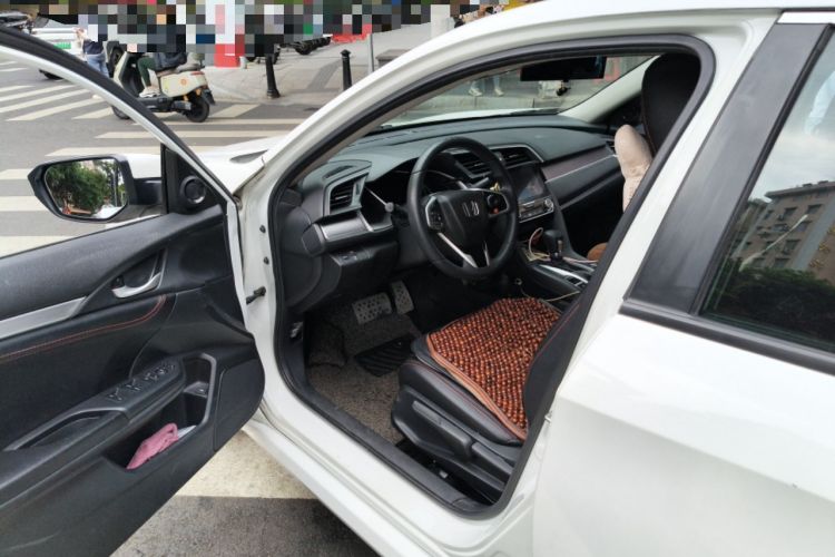 Used Honda Civic 2016 220TURBO CVT Luxury Edition
