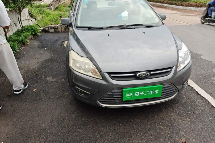 Used Ford Focus 2013 Sedan Classic 1.8L Automatic Fashion Edition