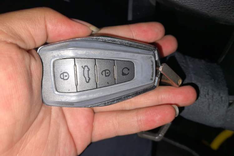 Used Geely Auto Coolray 2019 260T DCT Knight China VI Standard Vehicle Key