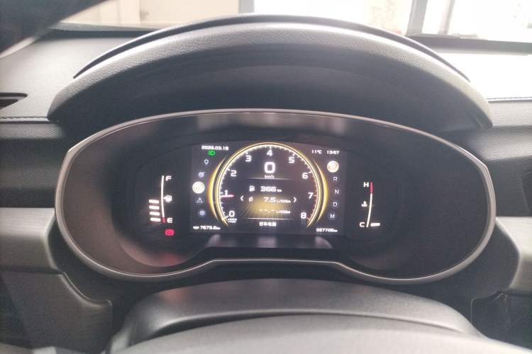 Used Geely Auto Emgrand X7 Sport 2022 1.8TD DCT Zhiya Trim