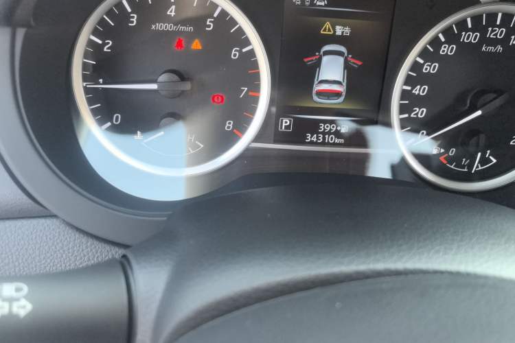 Used Nissan Tiida 2021 1.6L CVT Smart Drive Edition Odometer Close Up