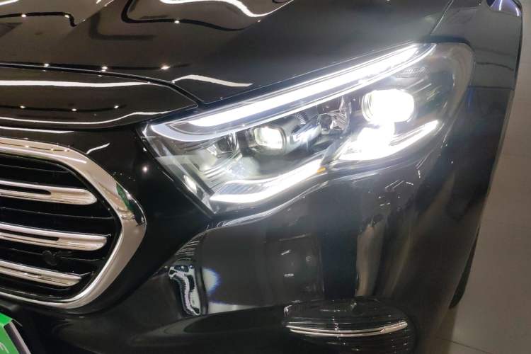 Used Mercedes-Benz E-Class 2024 Facelift E 300 L Luxury Edition