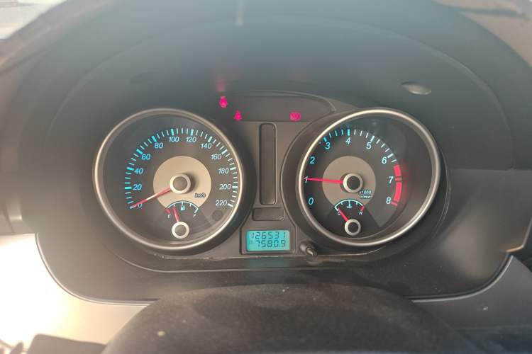 Used Buick Excelle 2011 1.6 LX-MT