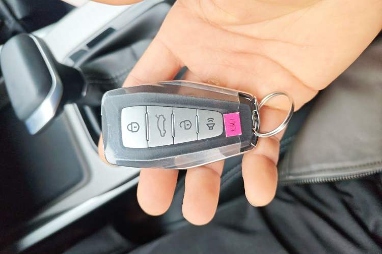 Used Geely Auto Emgrand 2025 4th Generation 1.5L CVT Luxury Version Vehicle Key