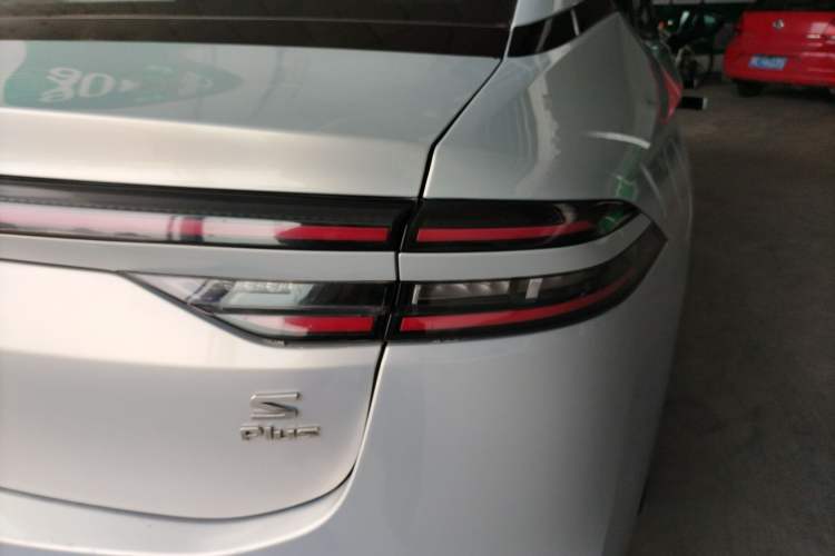 Used AION S Plus 2021 70 Intelligent Edition Exterior 2