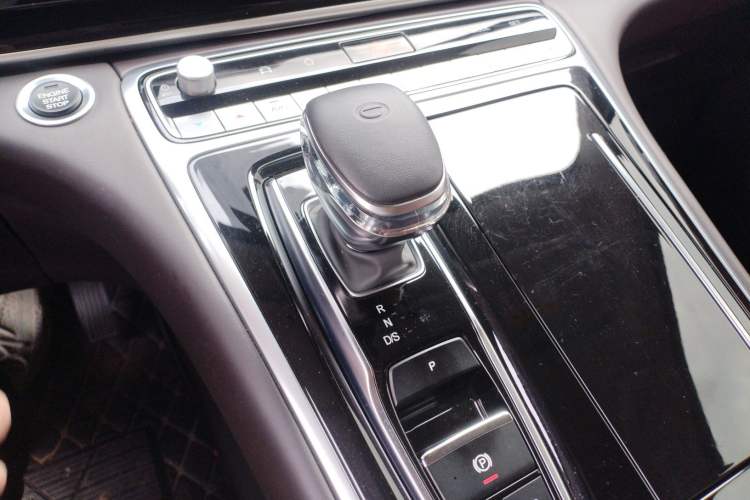 Used GAC Trumpchi M8 2023 Lingxiu Series 390T Luxury Edition
