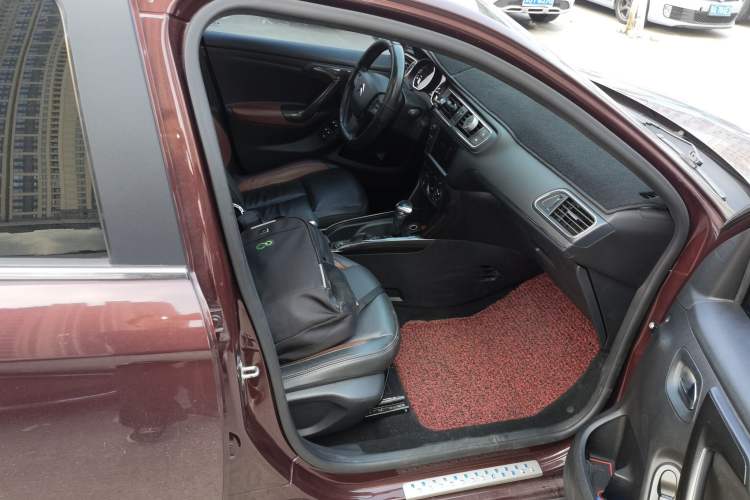 Used Citroen C3-XR 2015 1.6THP Automatic Flagship Model
