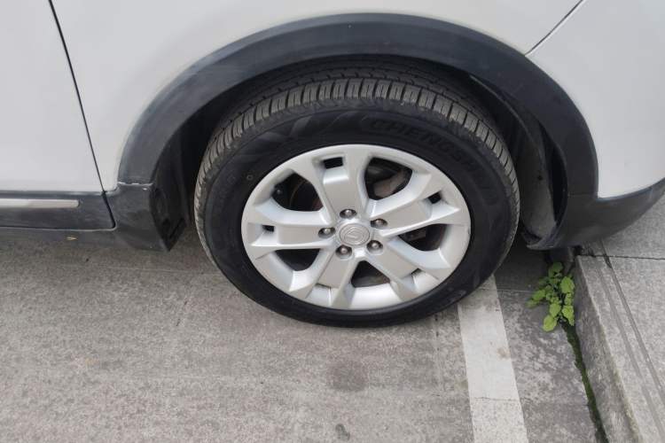 Used CHANGAN CS15 2016 1.5L Manual Fashion Edition Right Front Wheel Hub