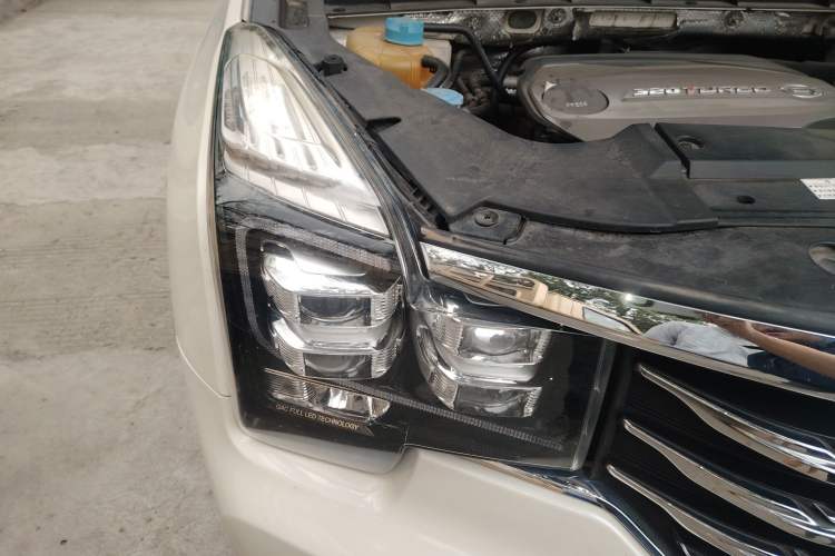 Used GAC Trumpchi GS8 2017 320T Two-Wheel Drive Luxury Smart Connectivity Version (7 Seats)
