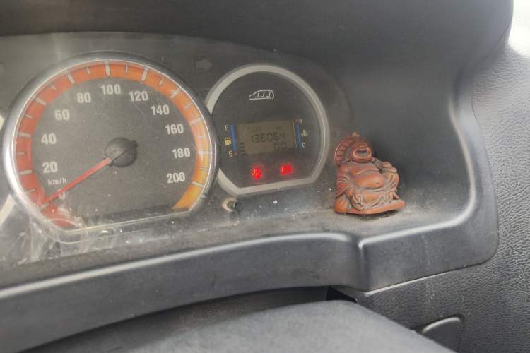 Used FORTHING Lingzhi 2012 Commercial Version 1.6L Special Offer Model Odometer Close Up