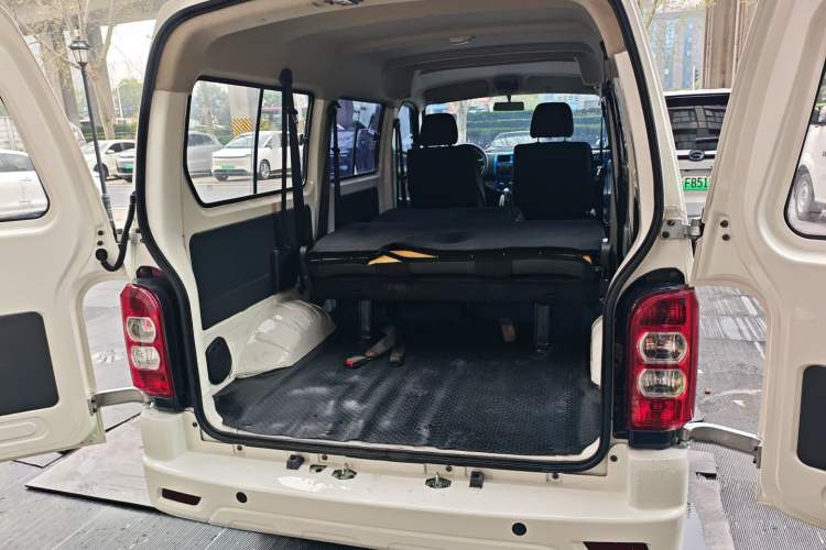 Used CHANGAN KAICHENG Star 9EV 2022 Pure Electric 7-Seater Bus 60kW
