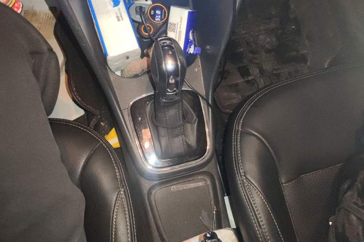 Used Volkswagen Polo 2016 1.6L Automatic Comfort Model
