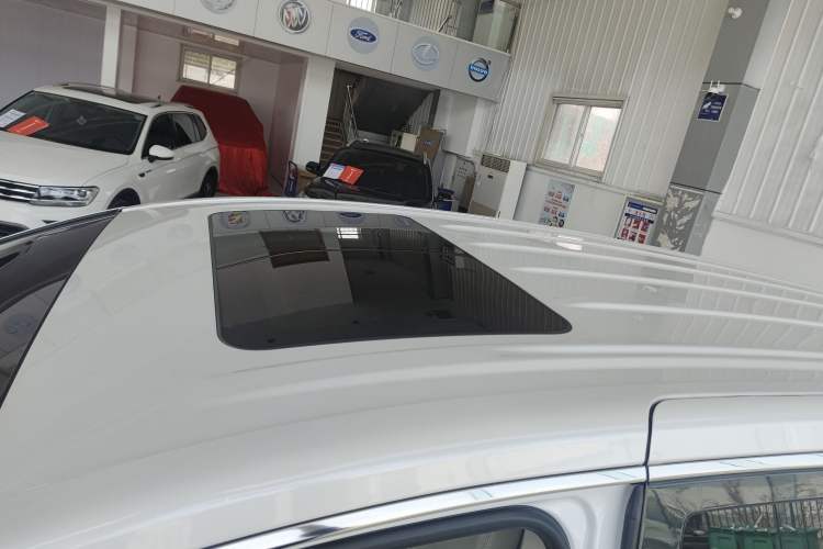 Used Buick GL8 2018 ES 28T Comfort Model China VI Standard
