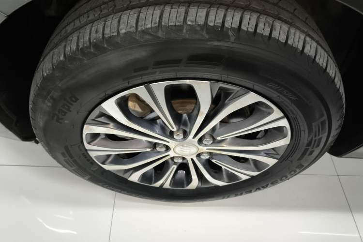 Used Buick GL8 2022 Land Cruiser Executive Class 652T Comfort Model